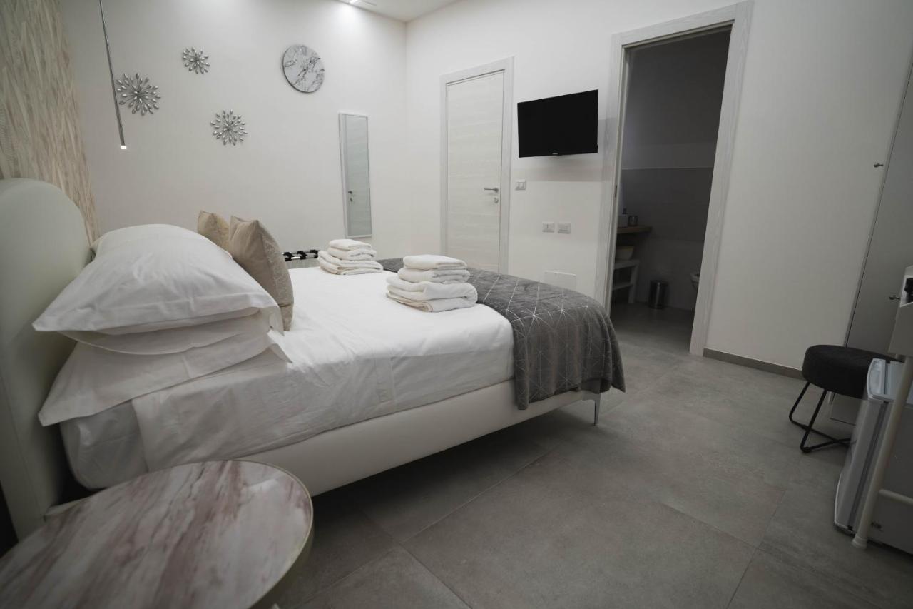 Arco Alto Rooms Bari Exterior foto
