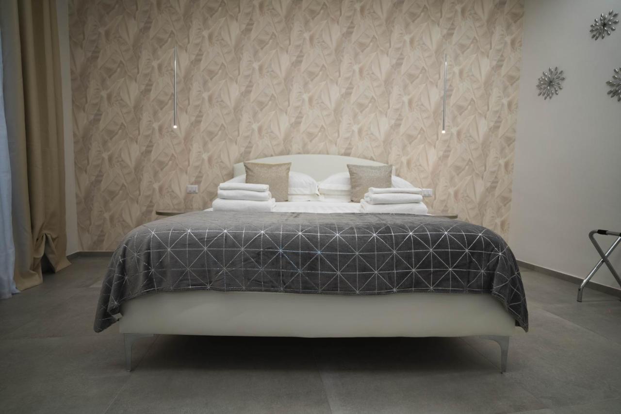 Arco Alto Rooms Bari Exterior foto